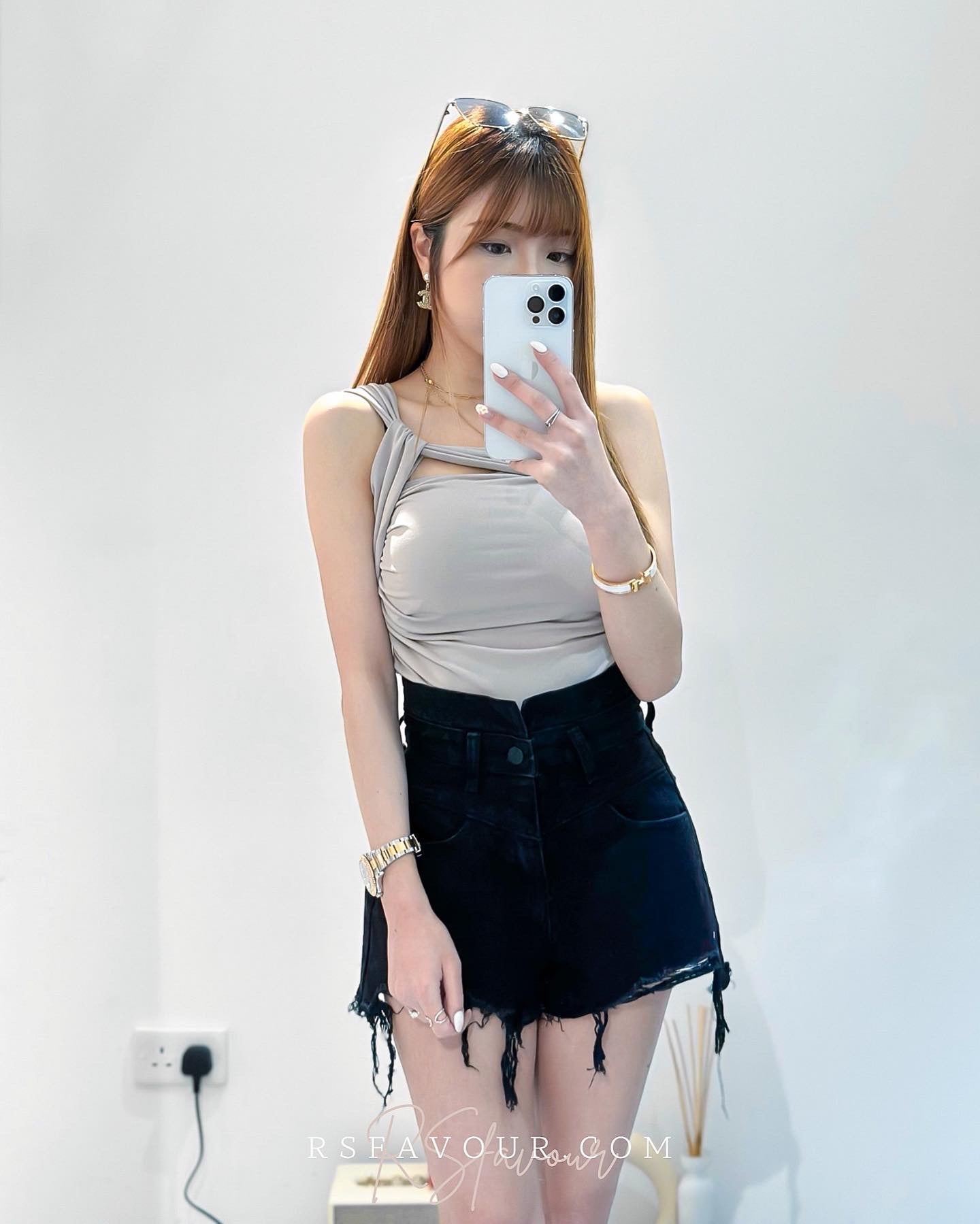 (KR) 超顯瘦高腰短牛|高貴黑