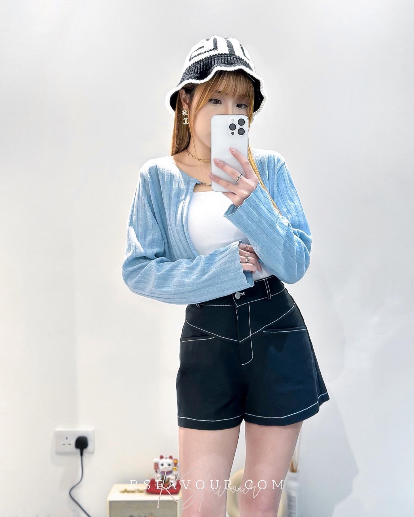 (KR) 心心扣暗直紋短外套|三色入