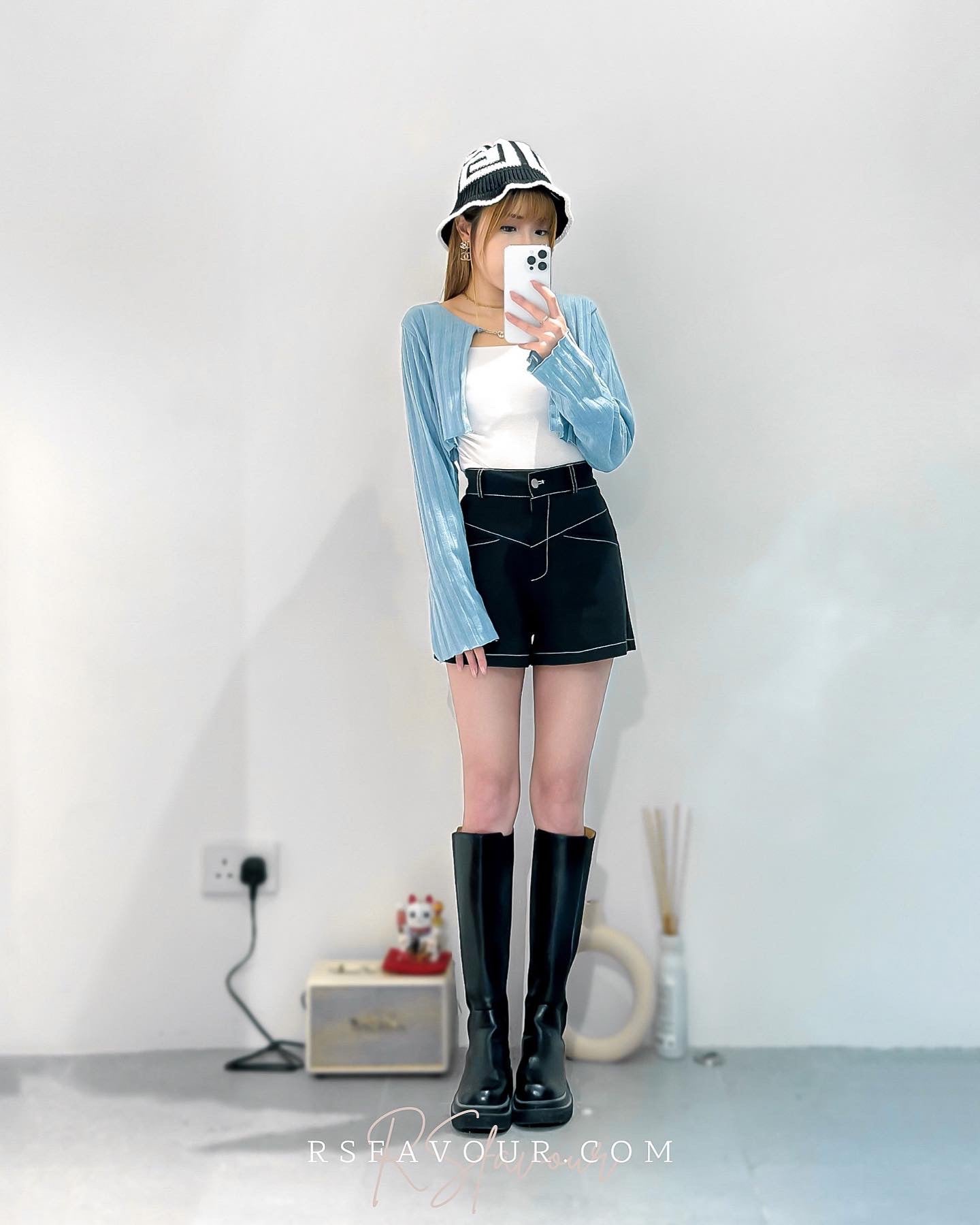 (KR) 心心扣暗直紋短外套|三色入