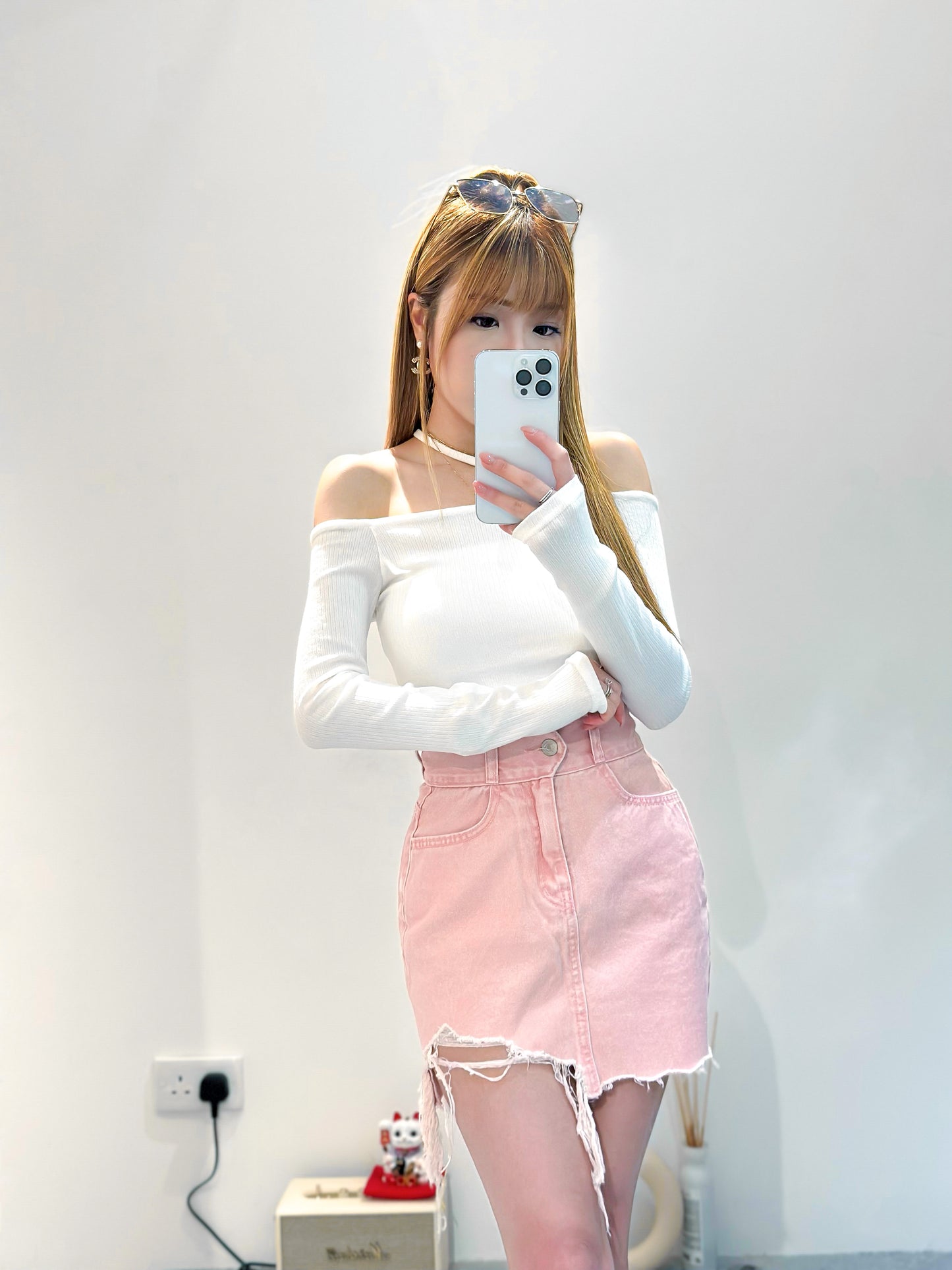 (KR) 闊邊高腰微包臂牛仔裙|三色入