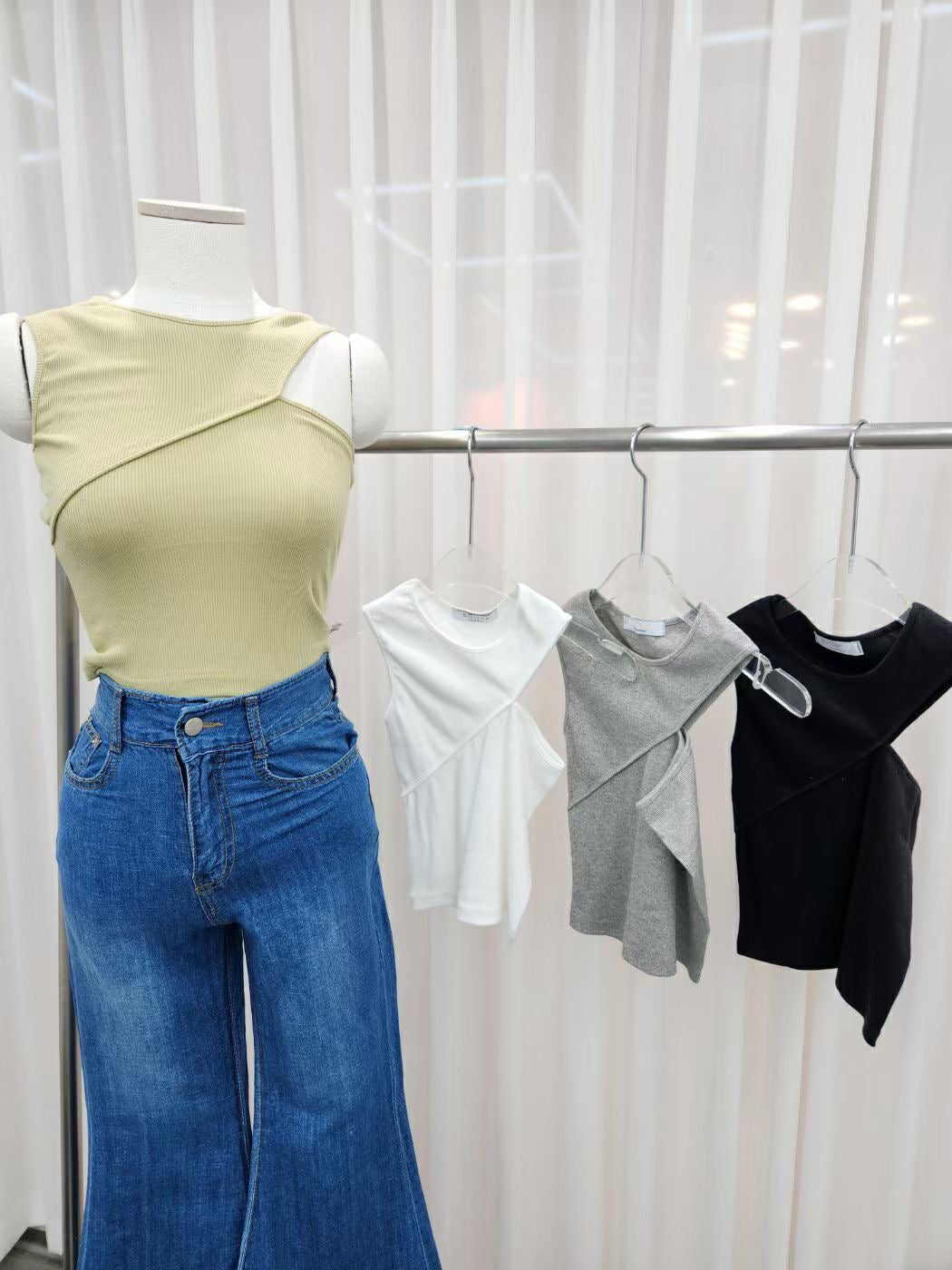 (KR) 設計感單邊入膊背心|四色入