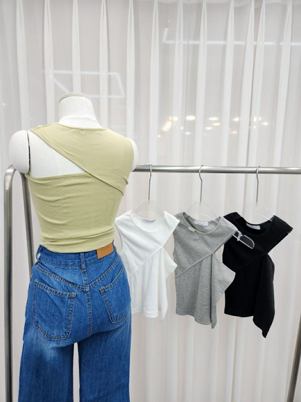 (KR) 設計感單邊入膊背心|四色入