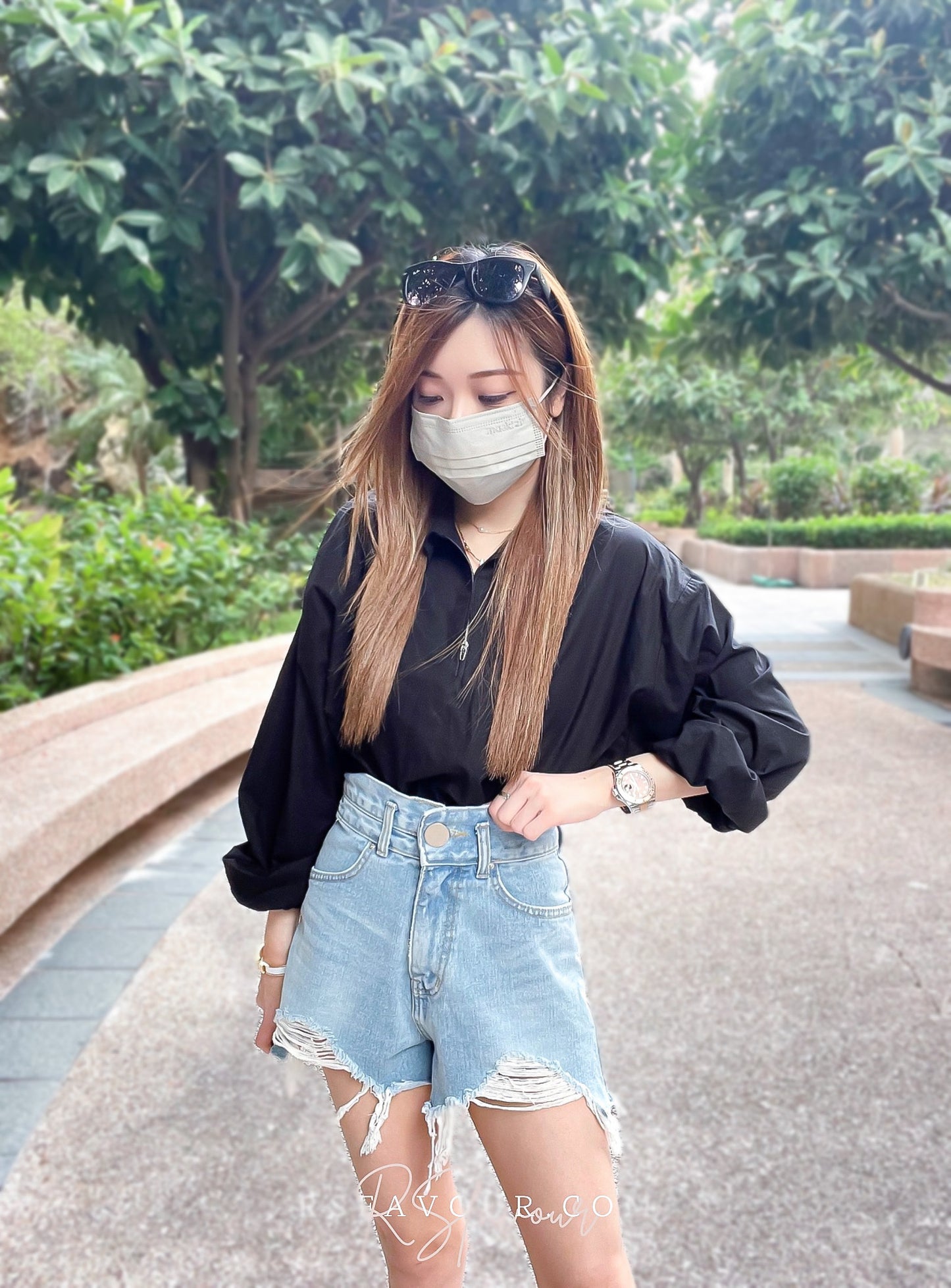 T07 裇衫料速腰上衣( 黑/白 )