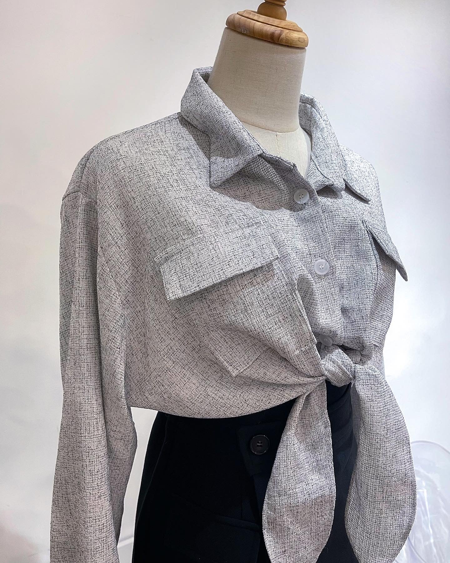 T36 Tweet質感泡袖綁腰恤衫( 灰白 )