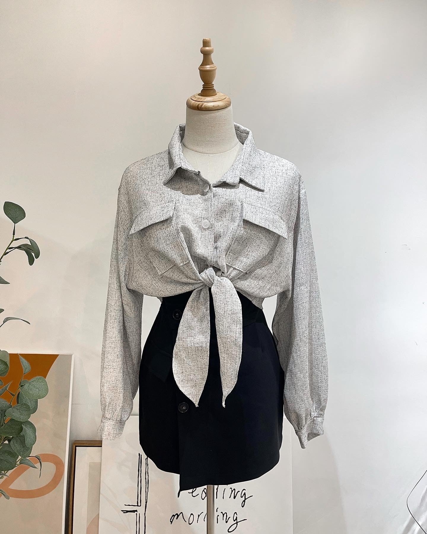 T36 Tweet質感泡袖綁腰恤衫( 灰白 )