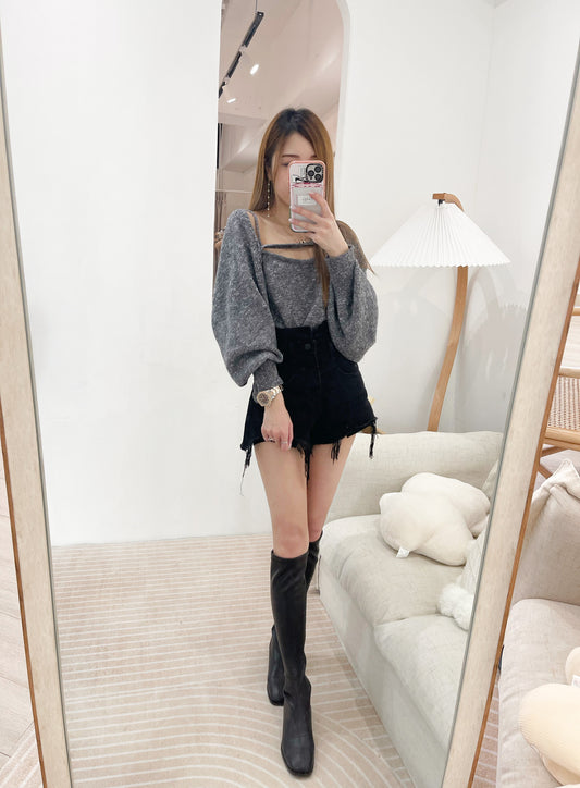 T32 混冷吊帶背心+泡泡袖斜帶JK套裝( 灰 )