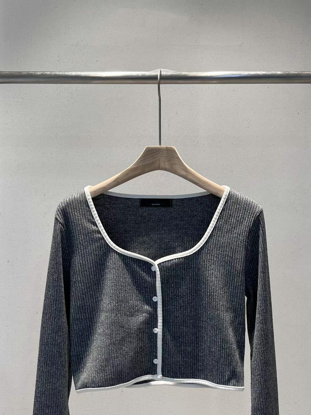 (KR) 撞色邊綿質上衣|三色入