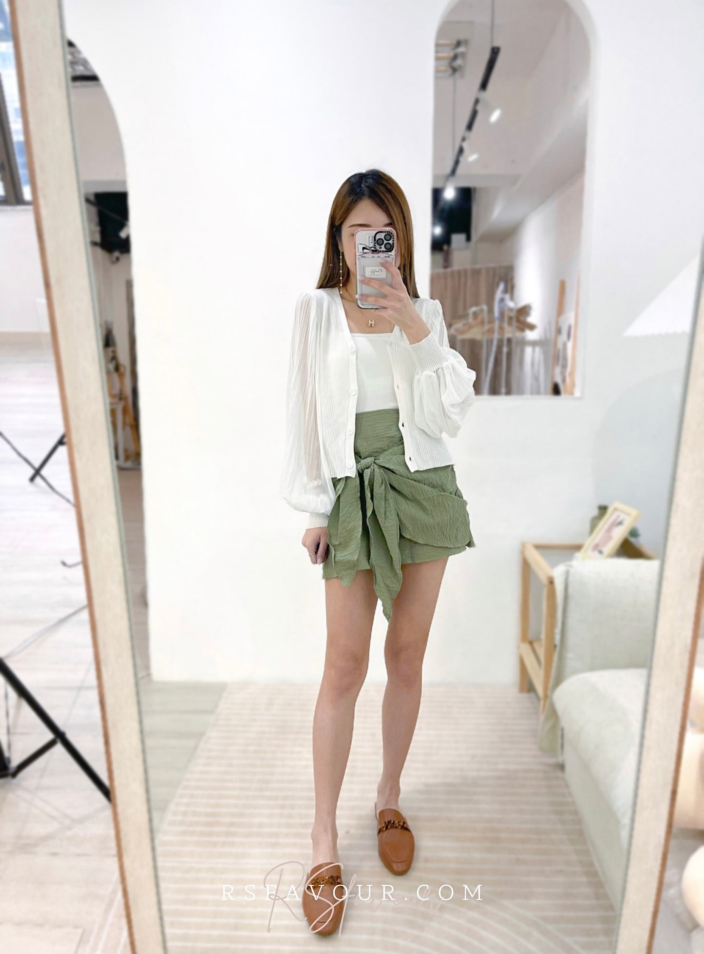 (KR) 百摺泡袖外套|冰川白