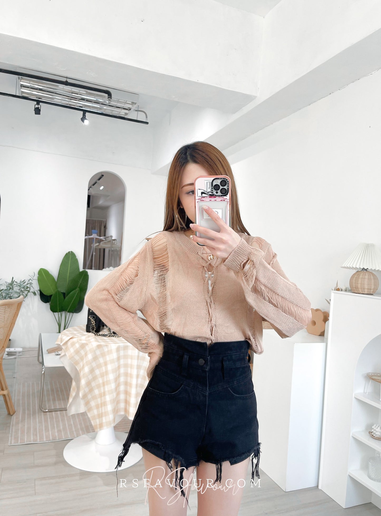 T19 蘇蘇綁繩針織上衣 ( 啡 )