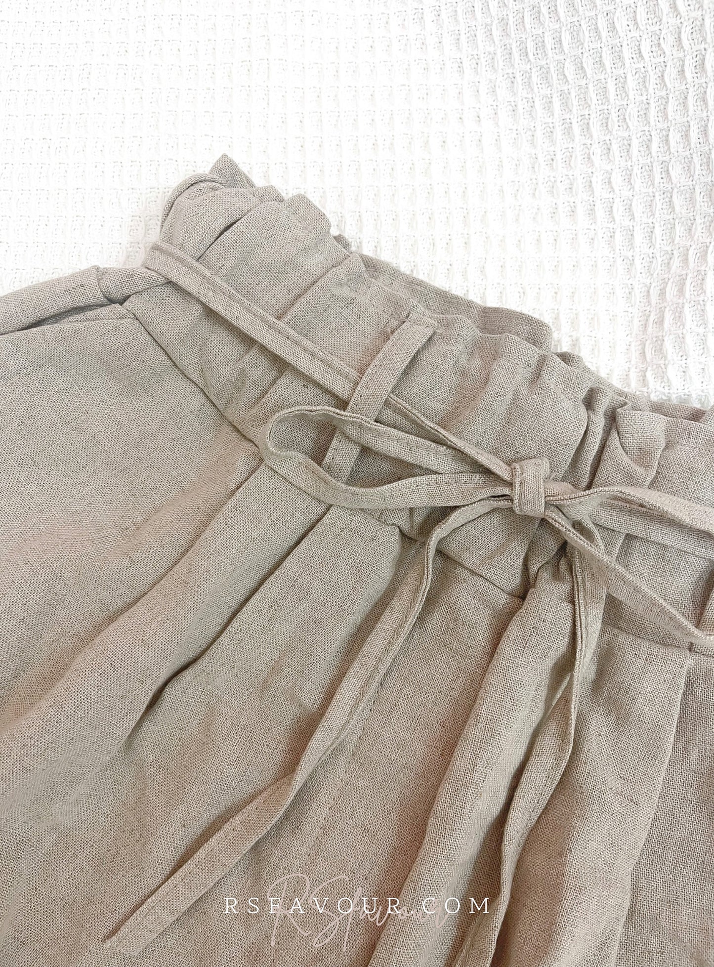 S04 綿麻料綁繩短褲