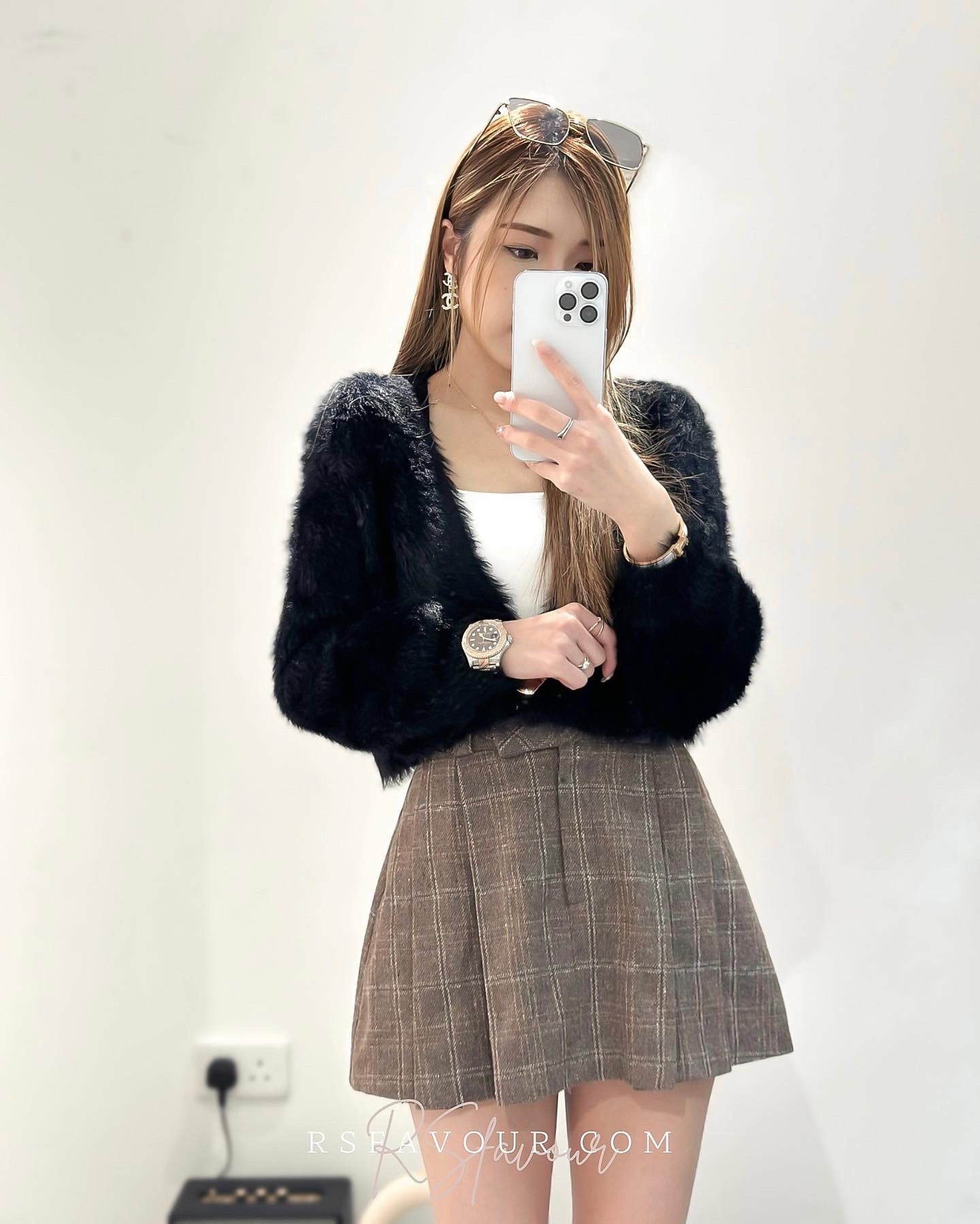 (KR) 超滑身垂感毛毛拼金鈕短外套|四色入