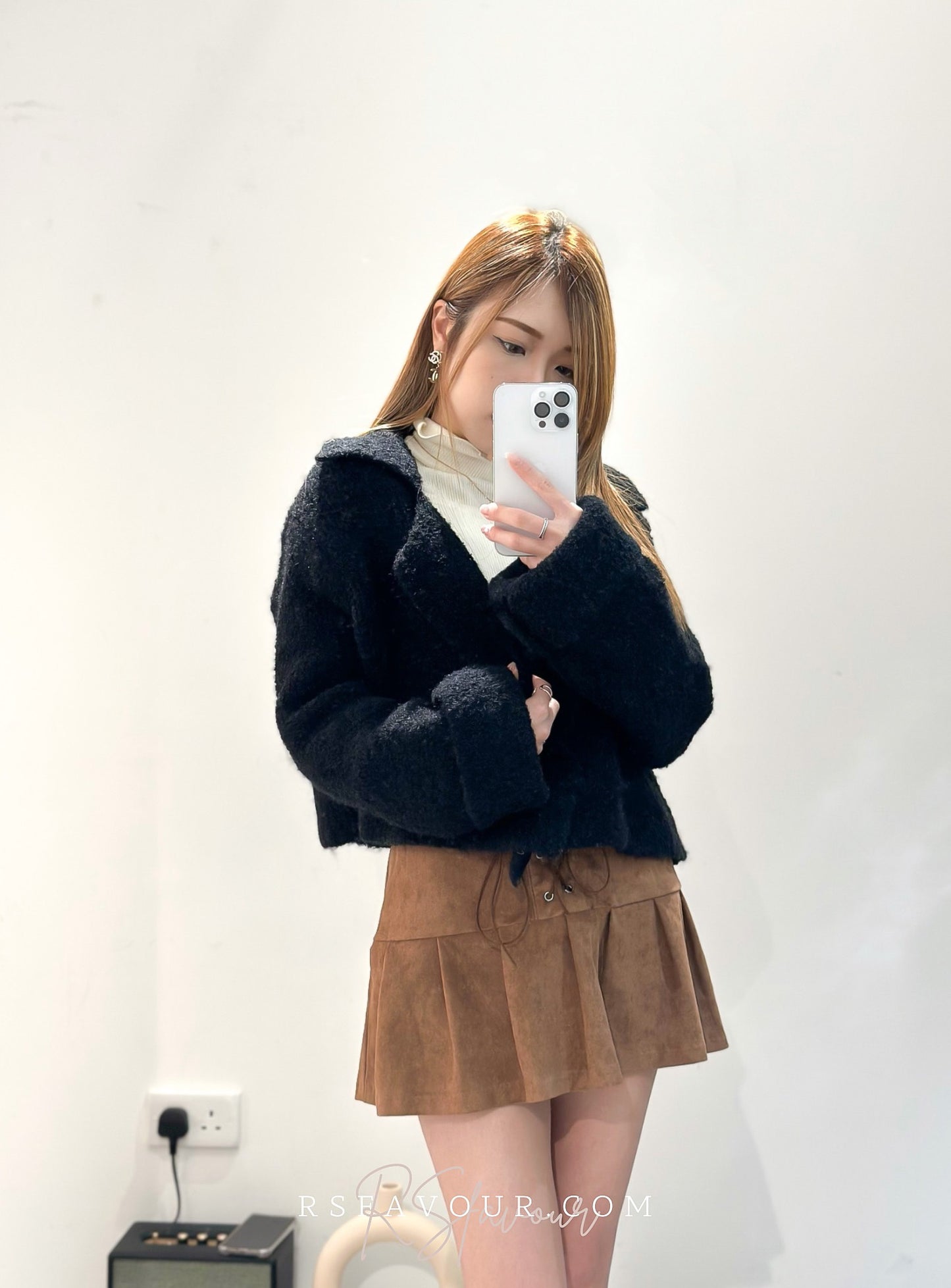 (KR) 珠冷軟綿綿反領短外套|兩色入