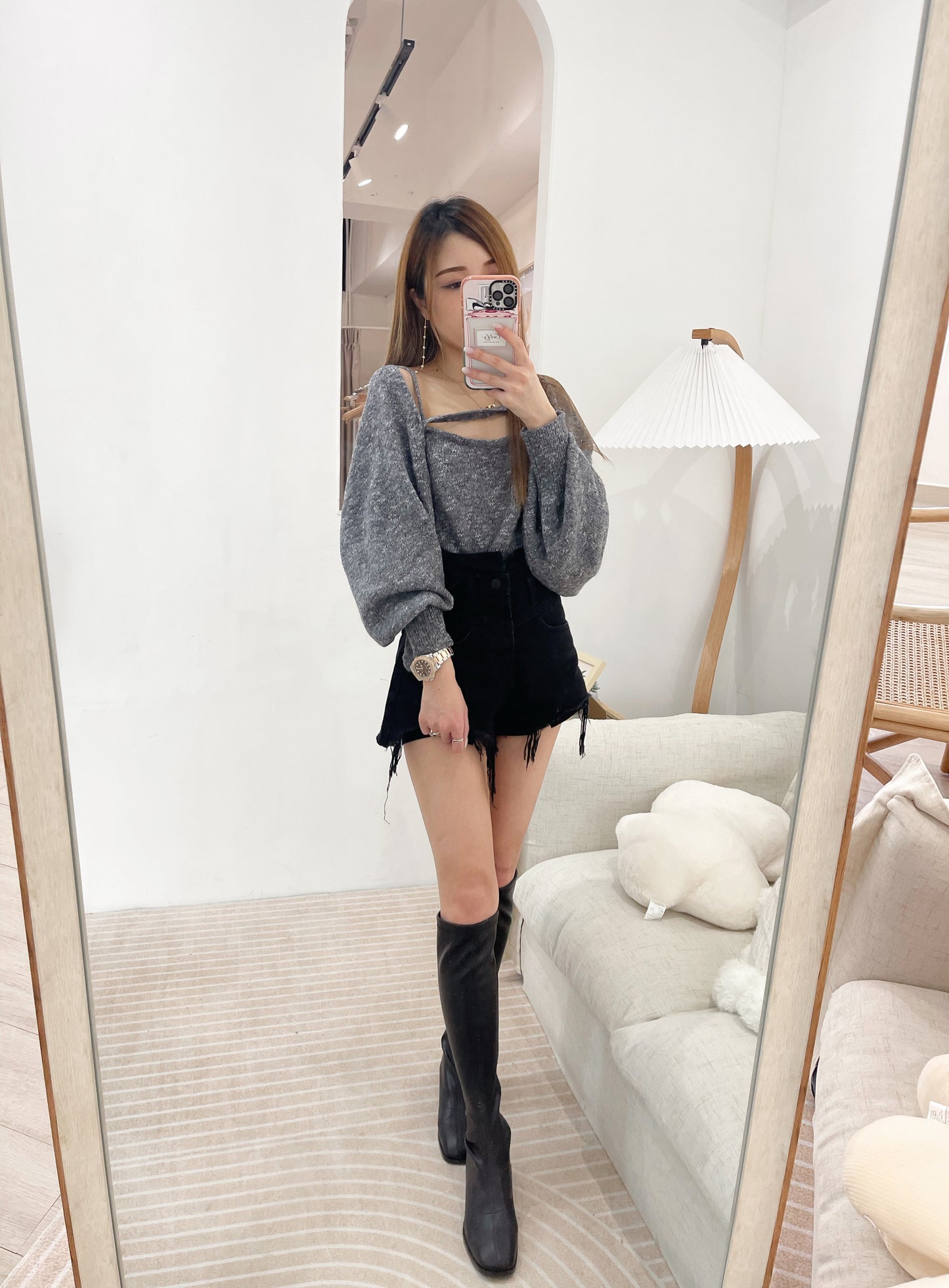 T32 混冷吊帶背心+泡泡袖斜帶JK套裝( 灰 )