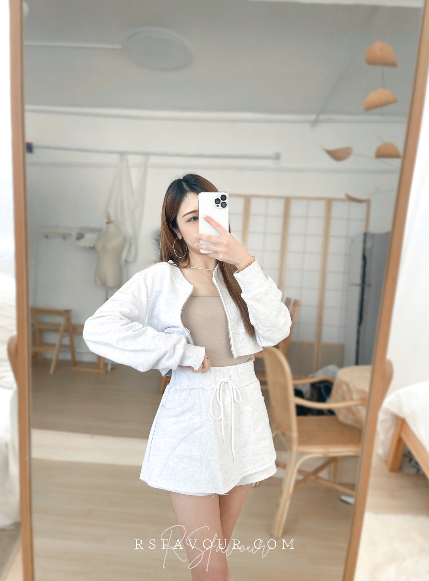 T60 短衛衣外套上衣( 淺灰 )