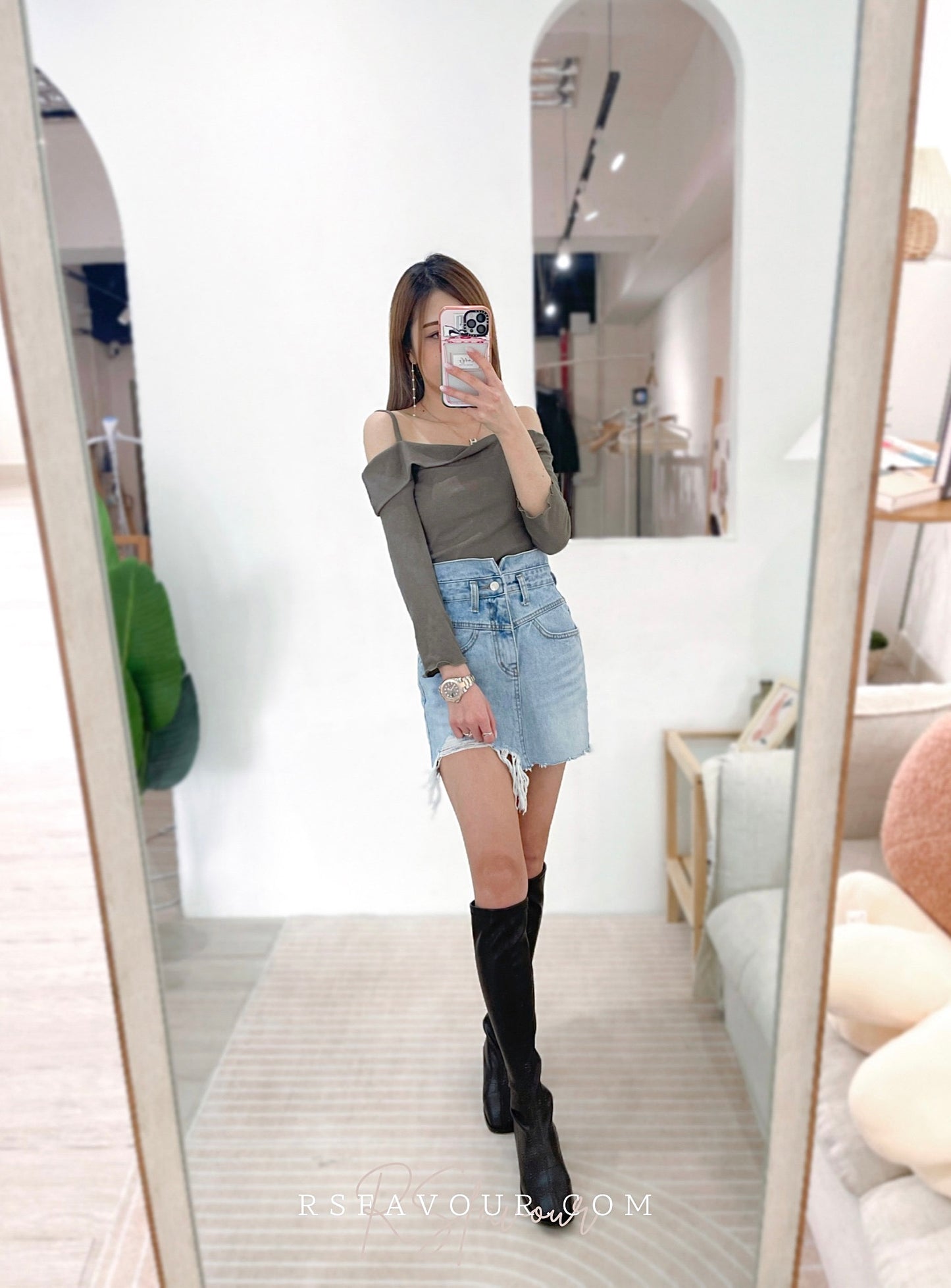 T38 反領一字肩綿質上衣( 灰綠 )