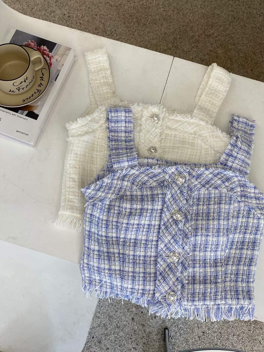 T12 Tweet小香風珍珠鈕背心( 藍/白 )